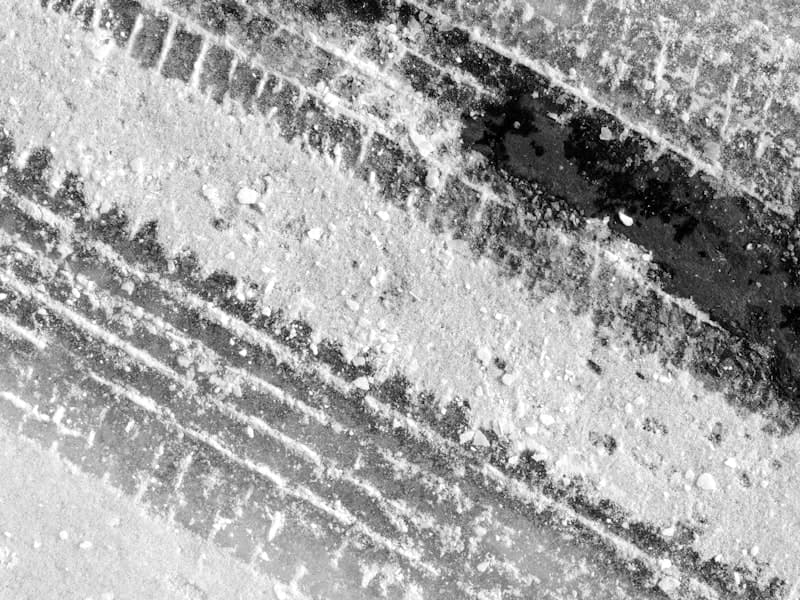 Bästa Vinterdäck 2026: Komplett Guide för Svenska Förhållanden